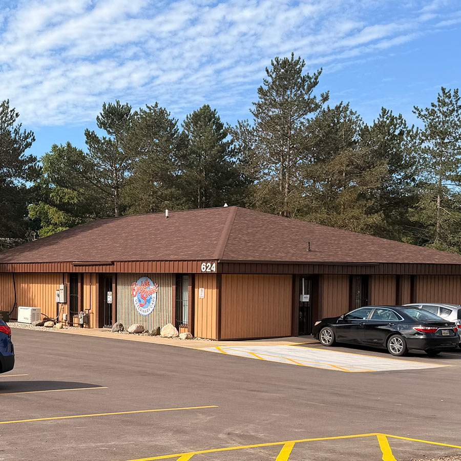 Exterior view of Eighth Street Veterinary Care